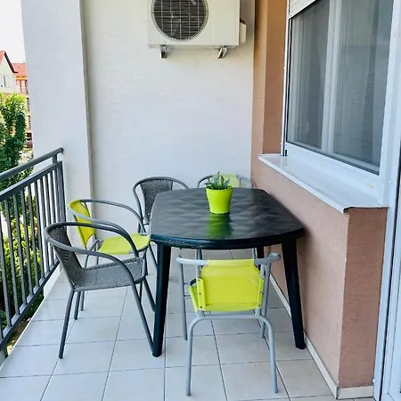 Wellness Blue Star Apartman 公寓 希欧福克