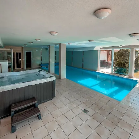 Wellness Blue Star Apartman 公寓 希欧福克